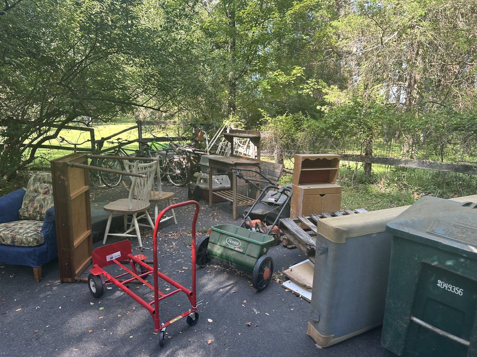 Estate cleanout before — Great Falls VA