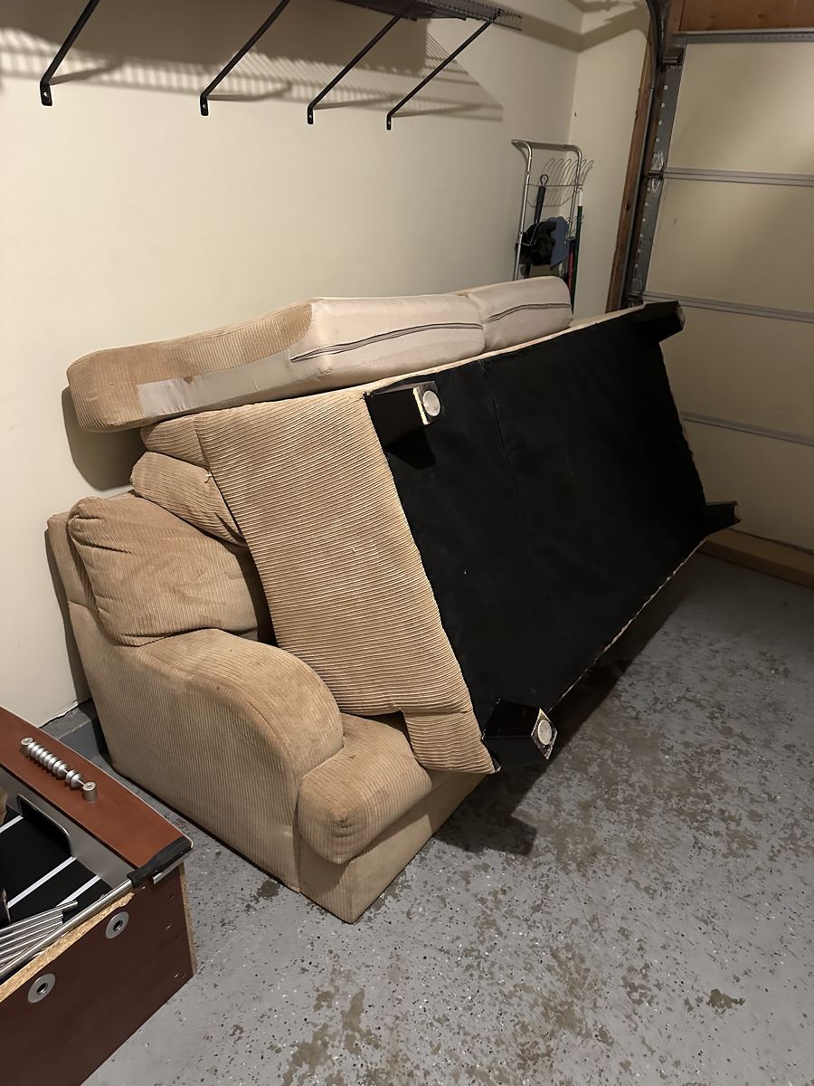 Loveseat and sofa set ready for garage pickup — Herndon, VA